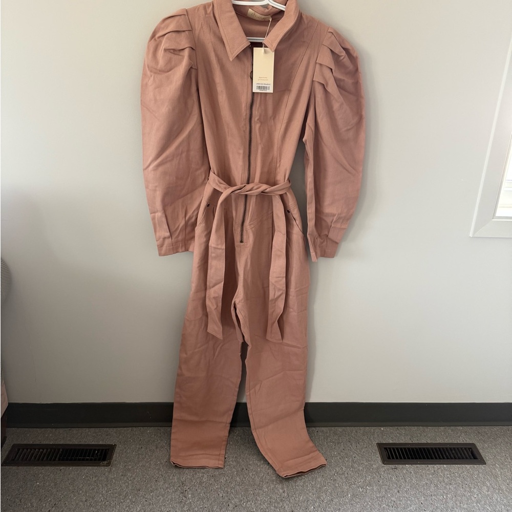 Elegant Mauve Jumpsuit with Belt